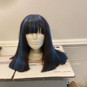 Bobbi Boss Synthetic Wig good condition